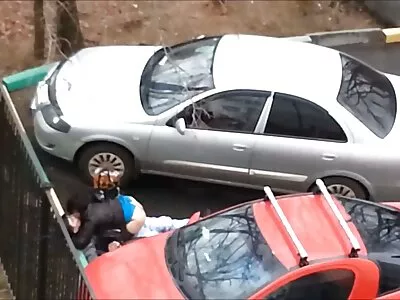 छान दिसणारा गोरा एक वास्तविक वेश्या आहे